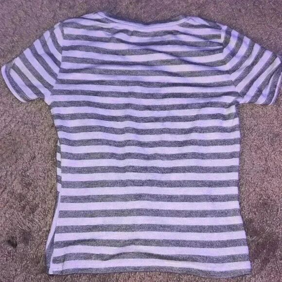 Rue 21 cute shirt, size size small with twist and front and pocket - Picture 3 of 5